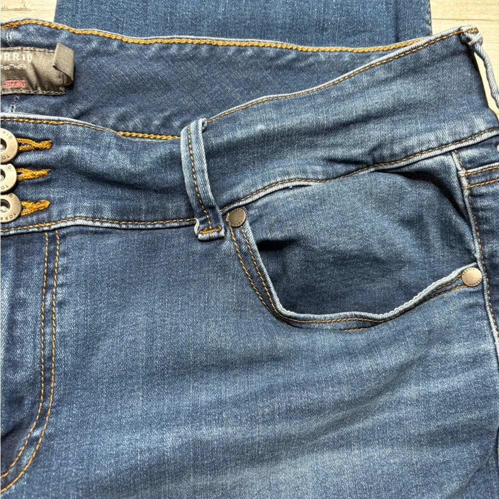 Torrid Womens Jeans Size 22R Jeggings Med Wash Blue Super Soft High Rise Stretch - Picture 7 of 15